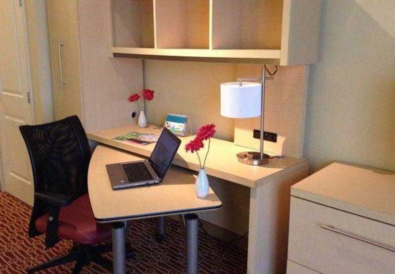 Towneplace Suites By Marriott San Diego Carlsbad / Виста Экстерьер фото