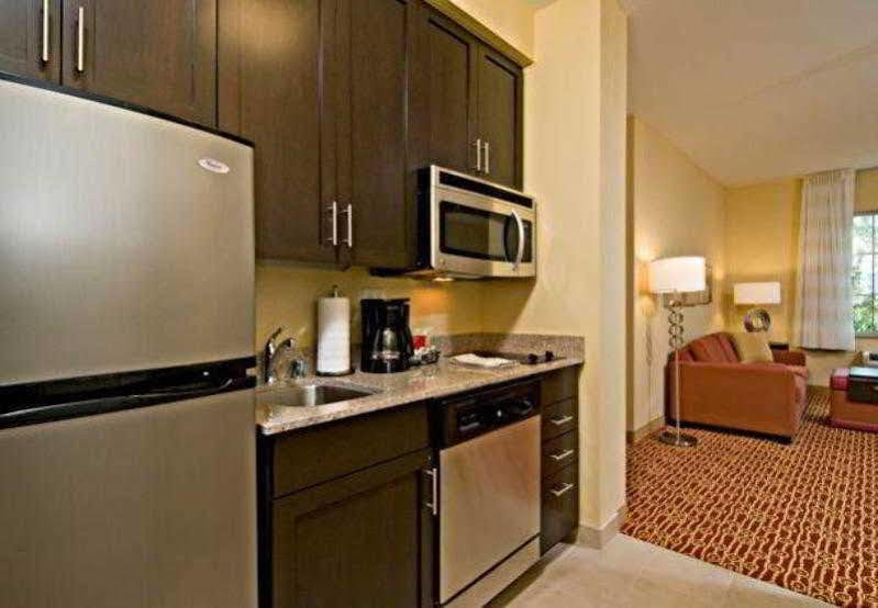 Towneplace Suites By Marriott San Diego Carlsbad / Виста Экстерьер фото